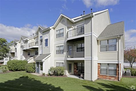 4 Units Available. . Aurora il apartments for rent